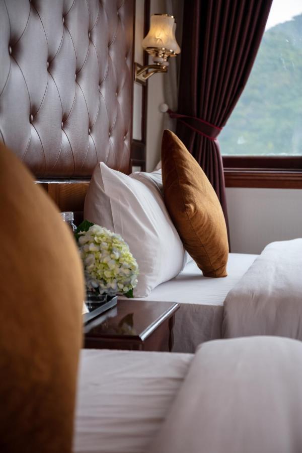Harmony Boutique Cruises Hotel Ха Лонг Екстериор снимка